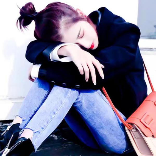 最新!2025 情侣头像潮流趋势分析,让你紧跟时尚步伐不落后