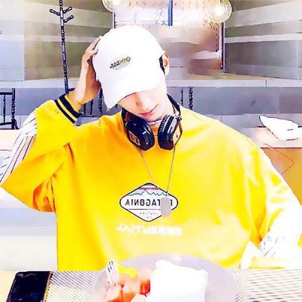 最新!2025 情侣头像潮流趋势分析,让你紧跟时尚步伐不落后