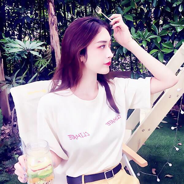 最新!2025 情侣头像潮流趋势分析,让你紧跟时尚步伐不落后