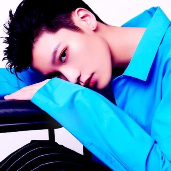 最新!2025 情侣头像潮流趋势分析,让你紧跟时尚步伐不落后